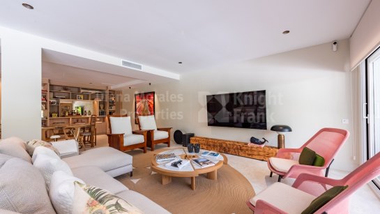 Duplex Planta Baja en venta en Kings Hills, Marbella Milla de Oro