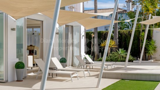 Villa en venta en Guadalmina Alta, San Pedro de Alcantara