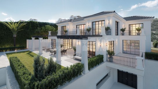 Villa for sale in La Mairena, Marbella East