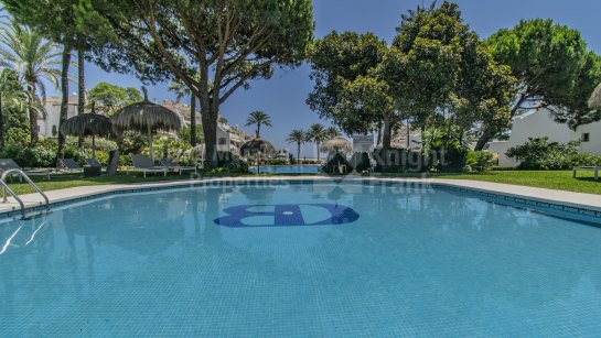 Maison de Ville à vendre à Coral Beach, Marbella Golden Mile