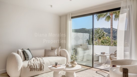 Zweistöckiges Penthouse zum Verkauf in Lomas de La Quinta, Benahavis