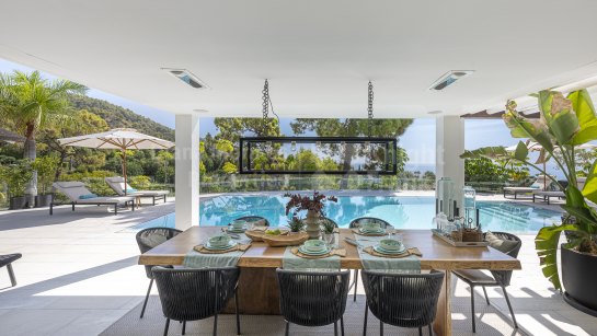 Villa en venta en Cascada de Camojan, Marbella Milla de Oro