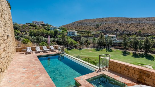 Villa en venta en Marbella Club Golf Resort, Benahavis