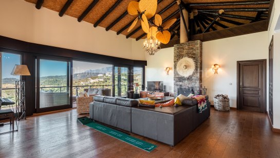 Villa en venta en Marbella Club Golf Resort, Benahavis