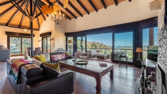 Villa en venta en Marbella Club Golf Resort, Benahavis