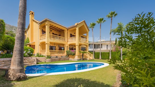 Villa zum Verkauf in Sierra Blanca, Marbella Goldene Meile