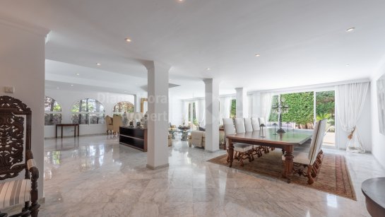 Villa à vendre à Los Monteros, Marbella Est