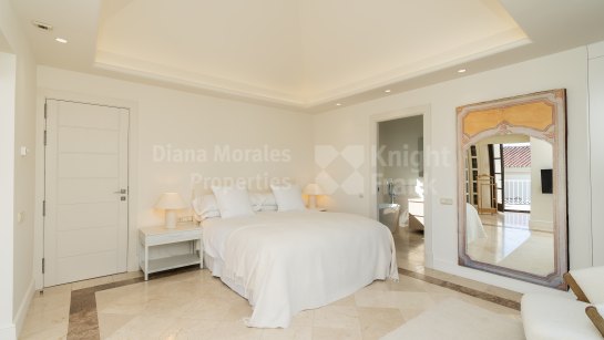 Villa en venta en Las Lomas del Marbella Club, Marbella Milla de Oro