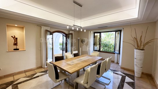 Villa en venta en Sierra Blanca, Marbella Milla de Oro