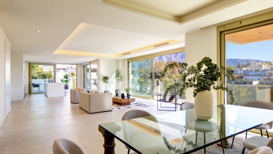 Apartment for sale in Marbella Golden Mile, Marbella