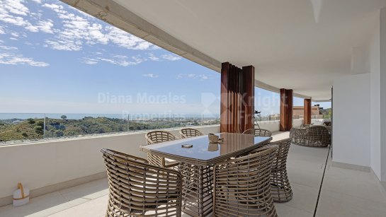 Apartamento en venta en Real de La Quinta, Benahavis