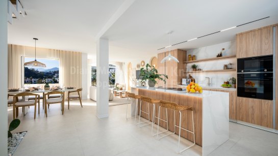 Atico Duplex en venta en La Quinta Hills, Benahavis