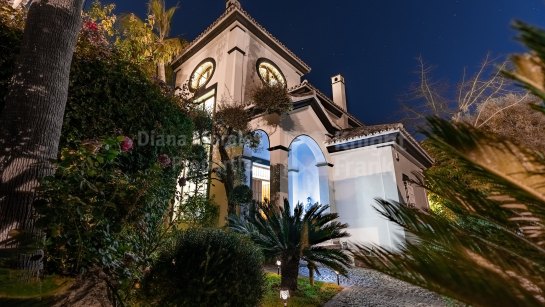 Villa zum Verkauf in Huerta Belón, Marbella Stadt