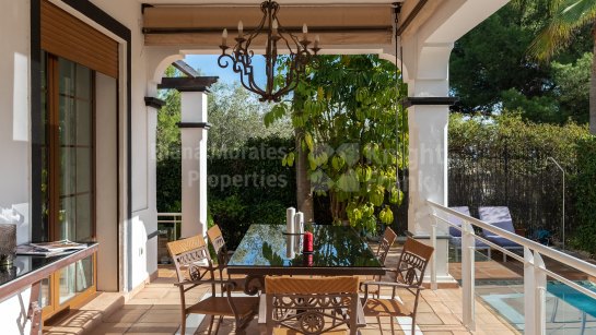 Villa en venta en Huerta Belón, Marbella Ciudad