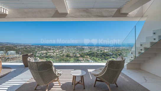 Penthouse for sale in Byu Hills, Benahavis