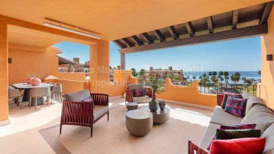 Apartment for sale in Los Granados del Mar, Estepona East