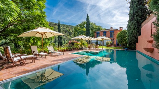 Villa en alquiler en Benahavis Centro