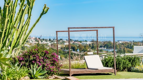 Villa en venta en Puerto del Almendro, Benahavis