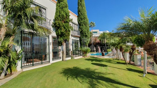 Вилла для аренды в La Quinta Golf, Бенахавис