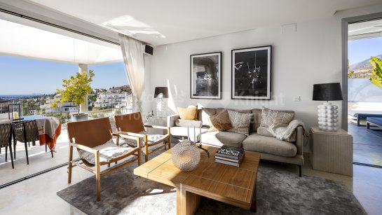 Zweistöckiges Penthouse zum Verkauf in La Morelia de Marbella, Nueva Andalucia