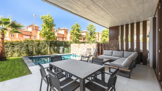 Einfamilienhaushälfte zum Verkauf in Marbella Goldene Meile, Marbella (Alle)
