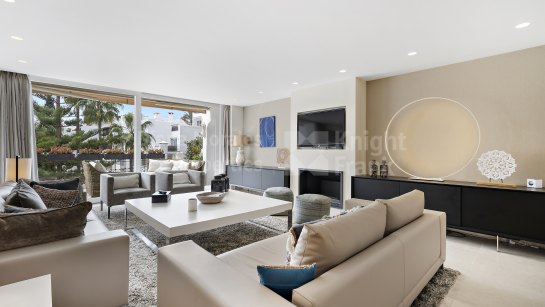Atico Duplex en venta en Alhambra del Mar, Marbella Milla de Oro