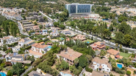 Parcela en venta en Xarblanca, Marbella Ciudad
