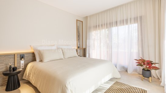 Apartamento Planta Baja en venta en Torre Bermeja, Estepona