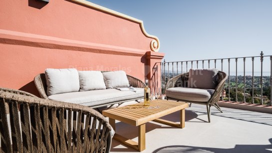Zweistöckiges Penthouse zum Verkauf in Monte Halcones, Benahavis