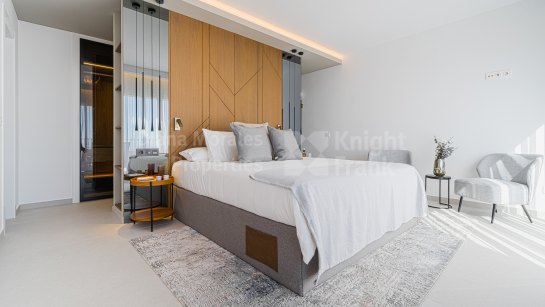 Zweistöckiges Penthouse zum Verkauf in Monte Halcones, Benahavis