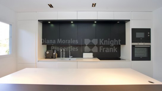 Wohnung zum Verkauf in Marina de Puente Romano, Marbella Goldene Meile
