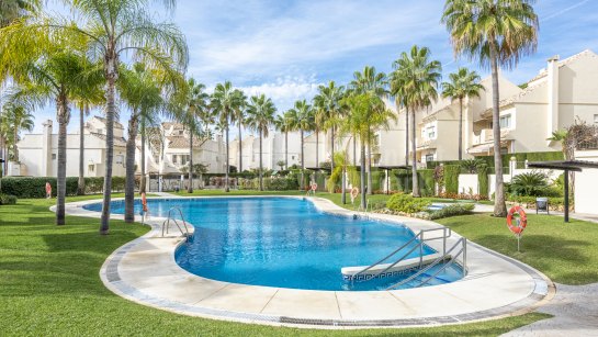 Town House for sale in Marbella East, Marbella