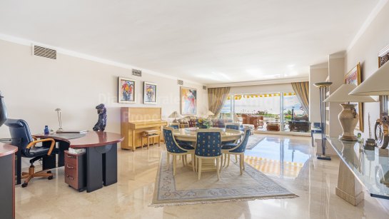 Appartement rez de chaussée à vendre à Terrazas de Las Lomas, Marbella Golden Mile