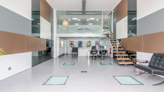 Commercial Premises to rent in Puerto Banus, Marbella
