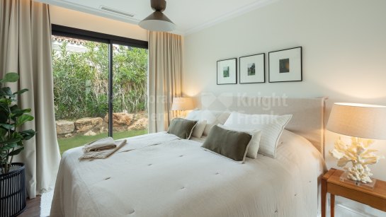 Villa for sale in El Colorado, Nueva Andalucia