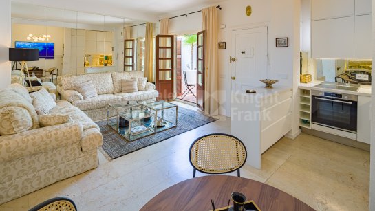 Apartment for sale in Señorio de Marbella, Marbella Golden Mile