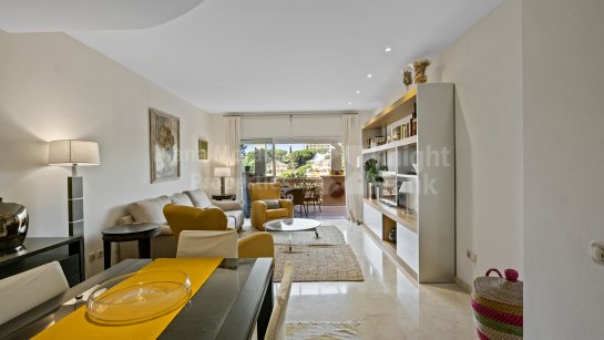 Duplex Penthouse to rent in Altamira, Marbella East