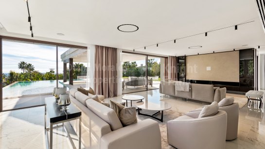 Villa for sale in Sierra Blanca, Marbella Golden Mile