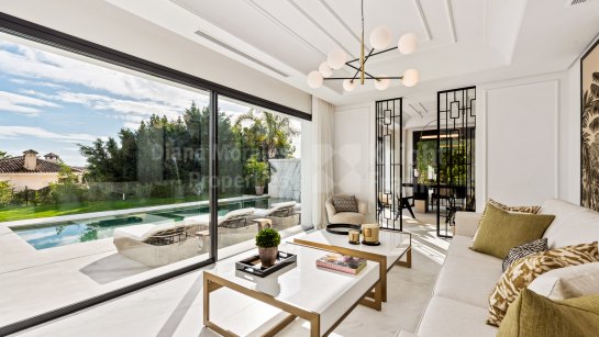 Villa for sale in Nueva Andalucia, Marbella