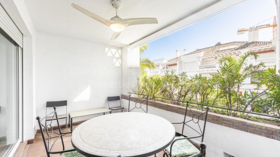 Apartment to rent in Las Cañas Beach, Marbella Golden Mile
