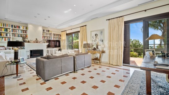 Villa for sale in La Quinta, Benahavis