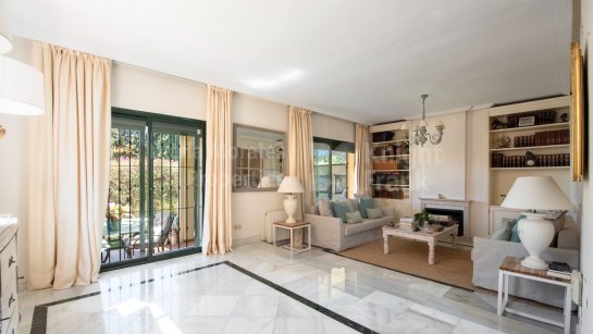 Adosado en venta en El Tomillar de Nagüeles, Marbella Milla de Oro