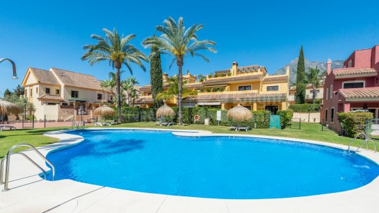 Adosado en venta en El Tomillar de Nagüeles, Marbella Milla de Oro