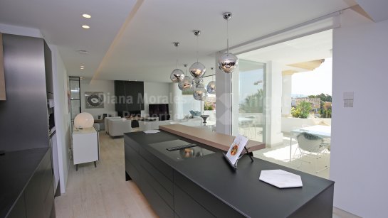 Zweistöckiges Penthouse zum Verkauf in Monte Paraiso, Marbella Goldene Meile