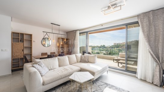Penthouse for sale in La Quinta, Benahavis