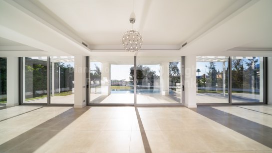 Villa zum Verkauf in Santa Clara, Marbella Ost