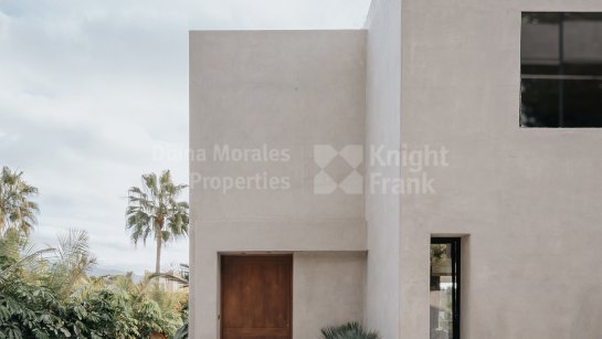Villa en venta en Centro Plaza, Nueva Andalucia