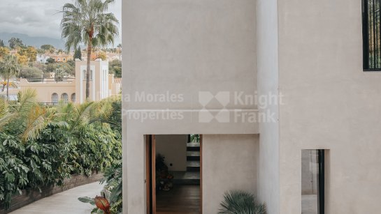 Villa en venta en Centro Plaza, Nueva Andalucia