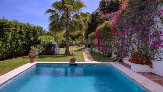 Villa zum Verkauf in El Paraiso, Estepona Ost