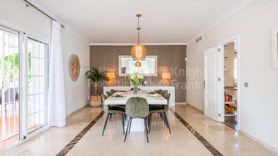 Villa to rent in Atalaya de Rio Verde, Nueva Andalucia